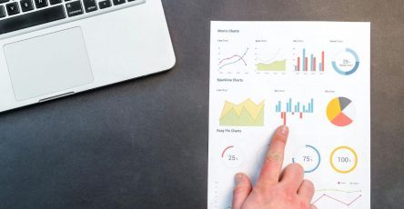 First Touch vs. Last Touch Attribution