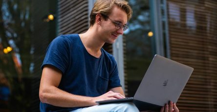 how to promote saas affiliate links
