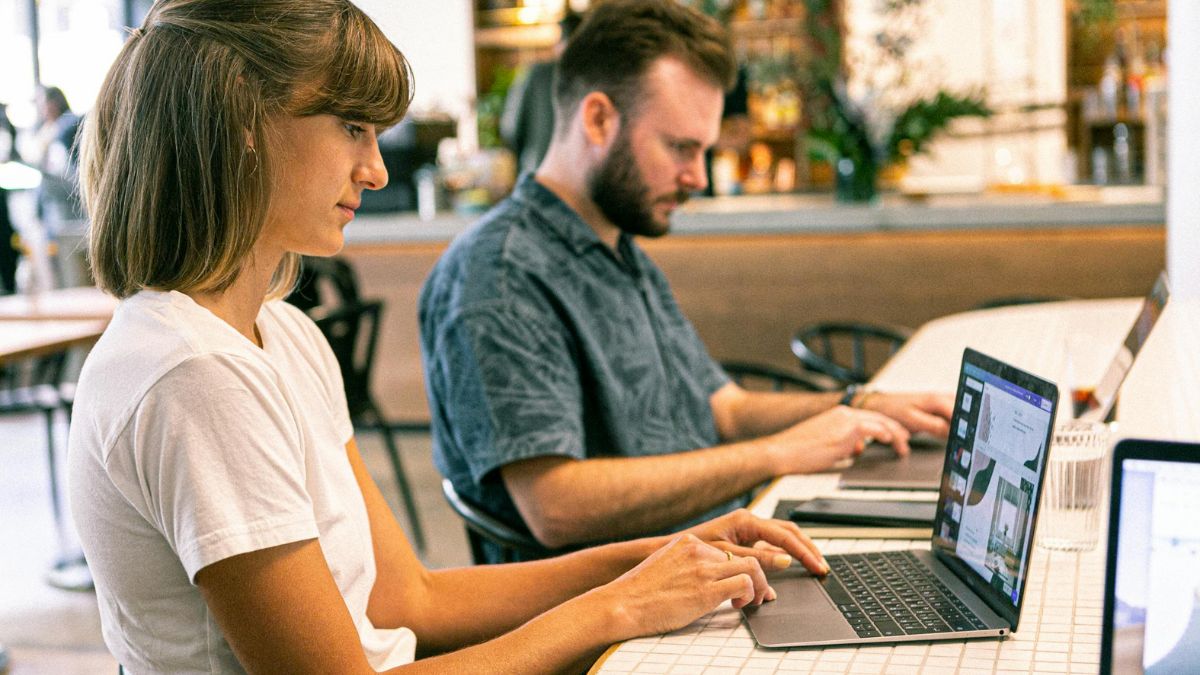 Top 10 SaaS Tools Every Affiliate Marketer Needs